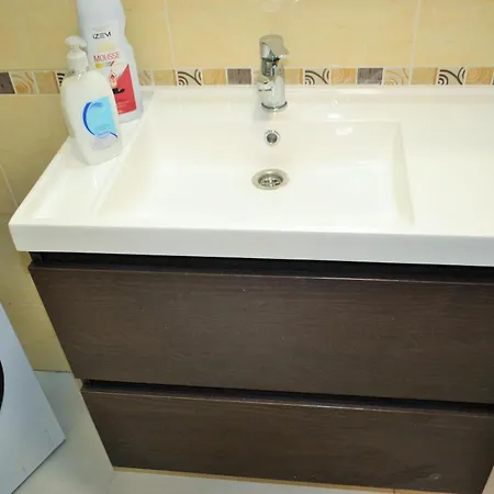 Apartamento Fantastico Saturno Centro Hospitales Málaga